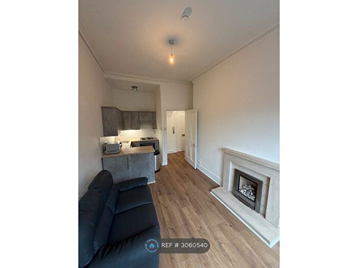 1 Bedroom Flat To Rent In Thornwood Avenue, Glasgow, G11