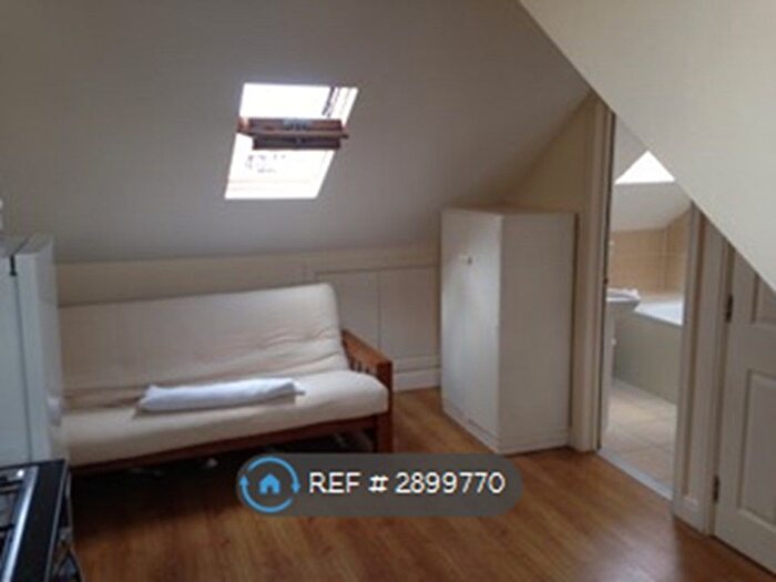 Studio To Rent In Sunnyhill Road, London, SW16
