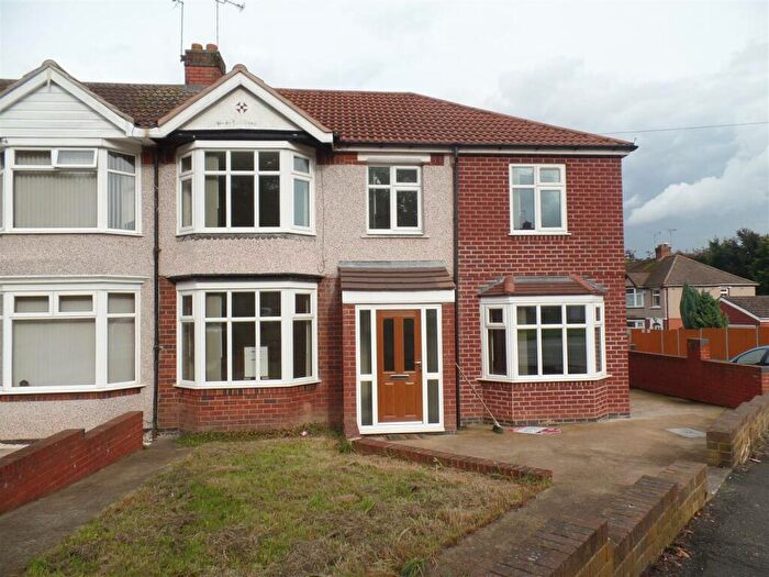 5 Bedroom House To Rent In Templar Avenue, Tile Hill, Coventry, CV4