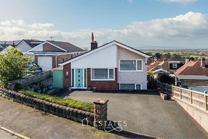 2 Bedroom Detached House For Sale In The Avenue, Prestatyn, LL19