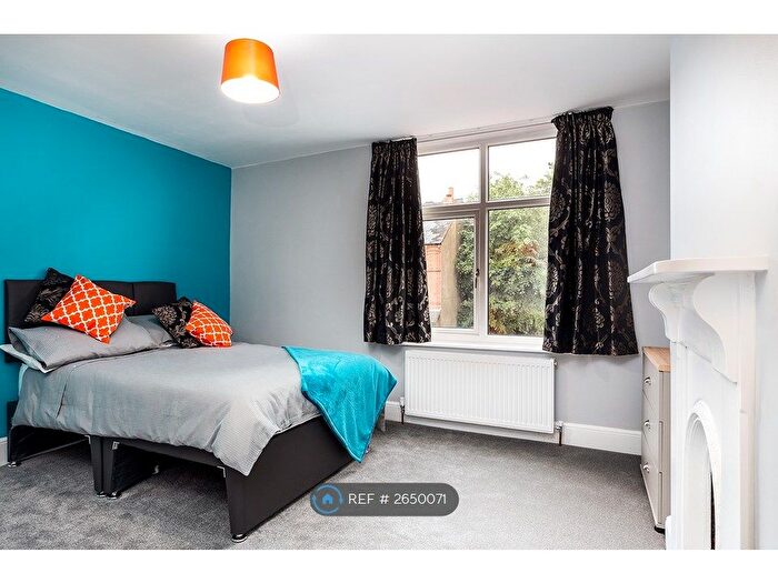 5 Bedroom Terraced House To Rent In Birchfield Road, Redditch, B97