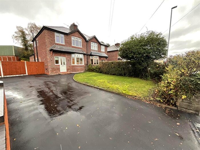 4 Bedroom Semi Detached House To Rent In Back Lane, Congleton, CW12