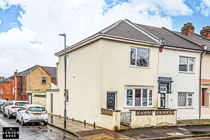 2 Bedroom End Terrace House For Sale In Dunbar Road, Southsea, PO4