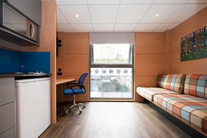 Studio To Rent In Regent Street, Leeds, LS2