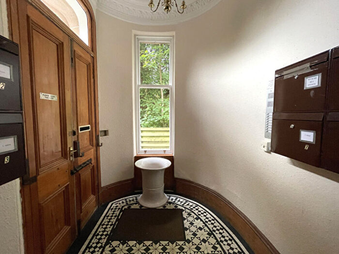 1 Bedroom Apartment For Sale In Gordon Hall Apartments, Seafield Avenue, Grantown-on-Spey, PH26