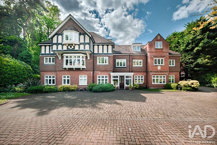 4 Bedroom Flat For Sale In St Bernards Road, Solihull, B92