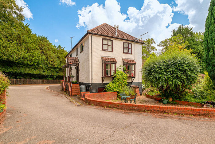 2 Bedroom Apartment For Sale In The Bolthole, Troutbeck, Westgate, Louth, Lincolnshire, LN11