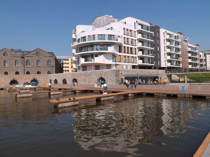 1 Bedroom Apartment To Rent In Invicta, Millenium Promenade, Bristol, BS1