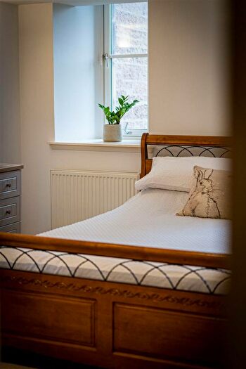 2 Bedroom Apartment For Sale In Smillie Court, Dundee, DD3