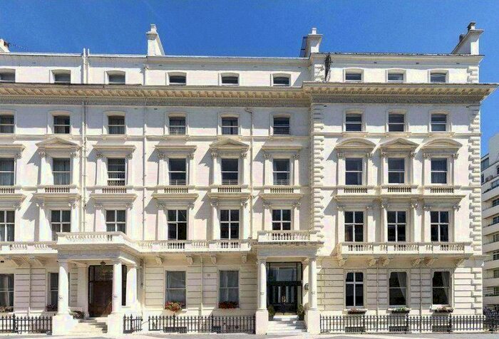 5 Bedroom Flat To Rent In Princes Gate, London, SW7