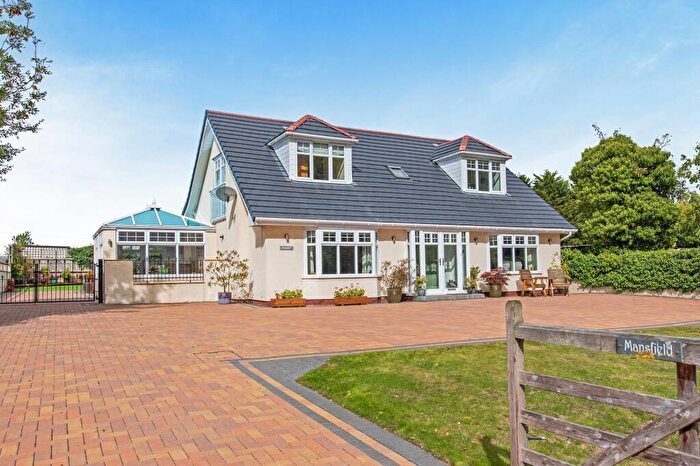 4 Bedroom Detached Bungalow For Sale In Cottage Lane, Mancot, CH5