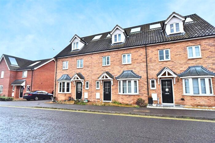 4 Bedroom Terraced House To Rent In Sycamore Drive, Beck Row, Bury St. Edmunds, Suffolk, IP28