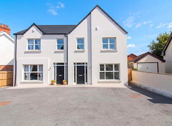 4 Bedroom Semi-Detached House For Sale In Antrim Road, Newtownabbey, BT36