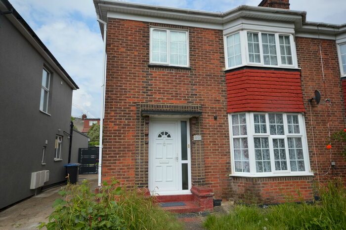 4 Bedroom Semi-Detached House To Rent In Vivian Avenue, Wembley, HA9