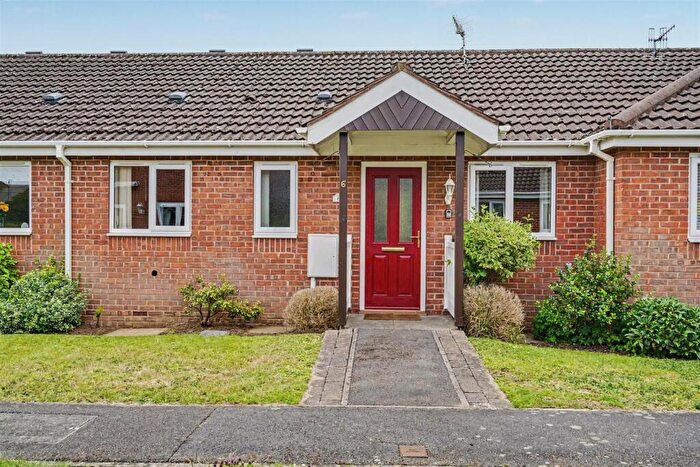 2 Bedroom Bungalow For Sale In Cooke Close, Long Eaton, Nottingham, NG10