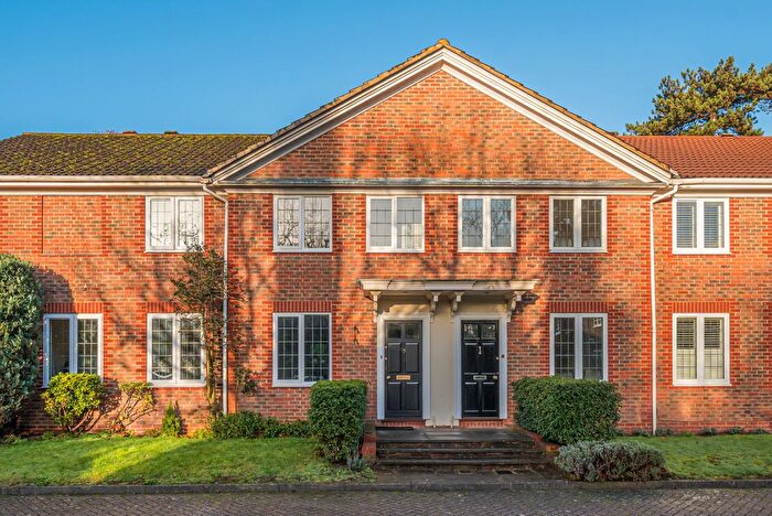 2 Bedroom Terraced House To Rent In Haddon Close, Weybridge, KT13