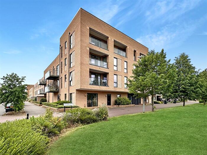 2 Bedroom Flat For Sale In Whittle Avenue, Trumpington, Cambridge, CB2