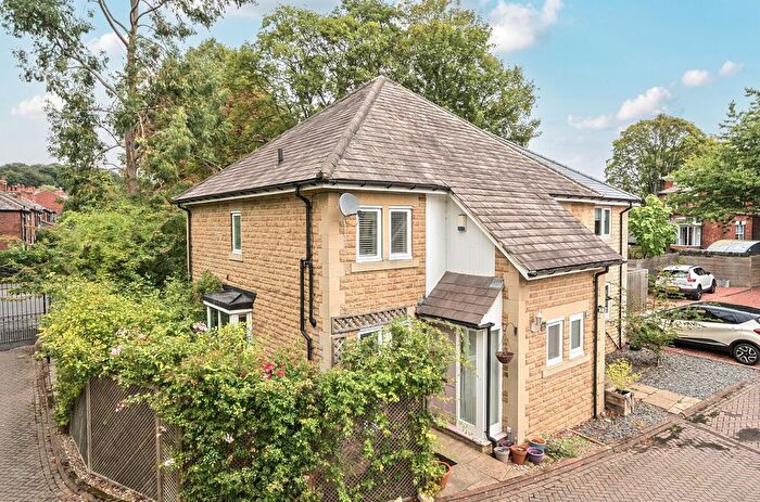 2 Bedroom Semi-Detached House For Sale In St Anns Tower Mews, Kirkstall Lane, Headingley, Leeds, LS6