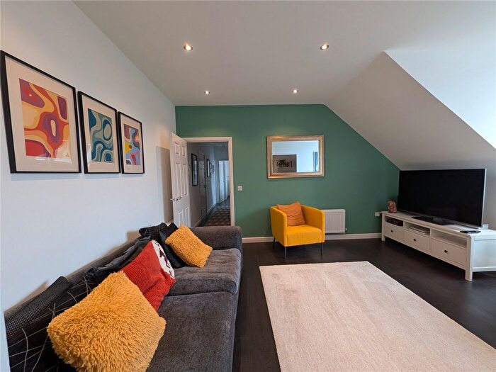 2 Bedroom Flat For Sale In Lockhart Road, Watford, Hertfordshire, WD17