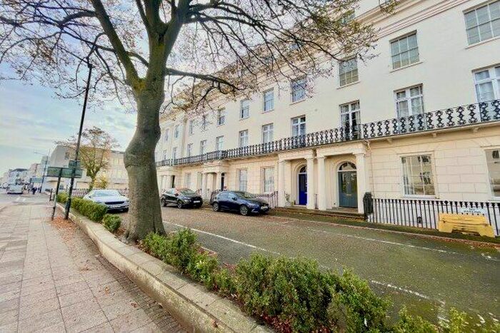 1 Bedroom Flat To Rent In Clarence Terrace, Warwick Street, Leamington Spa, CV32