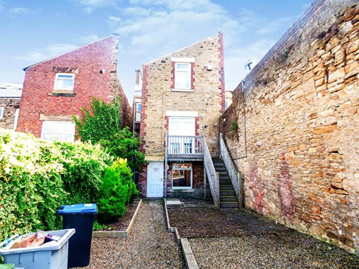 1 Bedroom Flat To Rent In Derwent Street, Blackhill, Consett, Durham, DH8