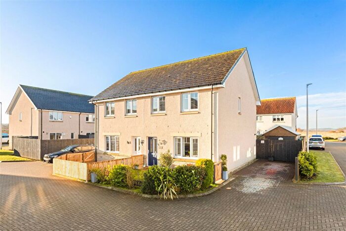 3 Bedroom Semi Detached House For Sale In Hare Moss View, Whitburn, EH47