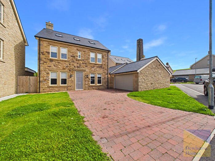 5 Bedroom Detached House For Sale In John Hallows Way, Newchurch In Pendle, Burnley, Lancashire, BB12
