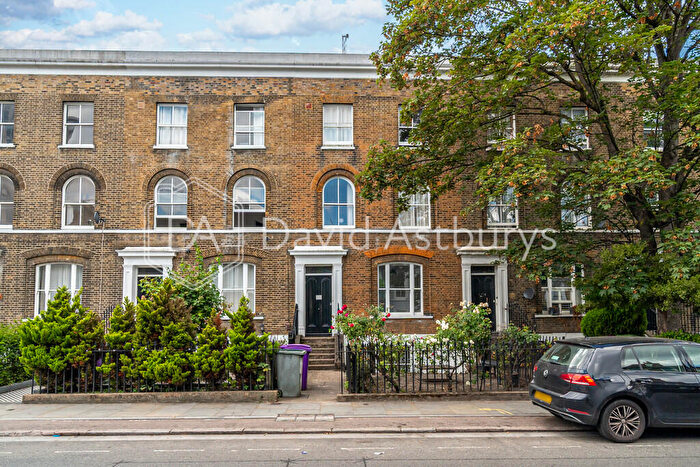 3 Bedroom Apartment To Rent In Campbell Road, Bow, London, E3