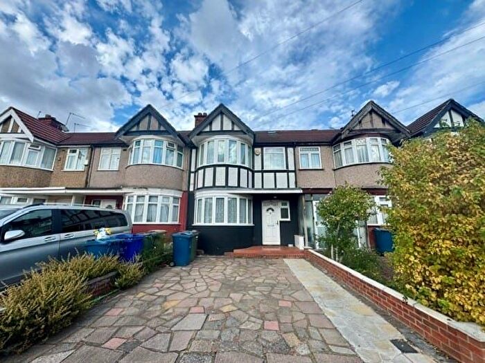 4 Bedroom Terraced House To Rent In Merlins Avenue, Harrow, HA2