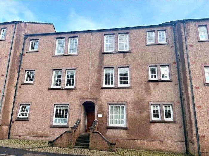 2 Bedroom Flat For Sale In Shepherds Court, Kinneskie Road, Banchory, AB31