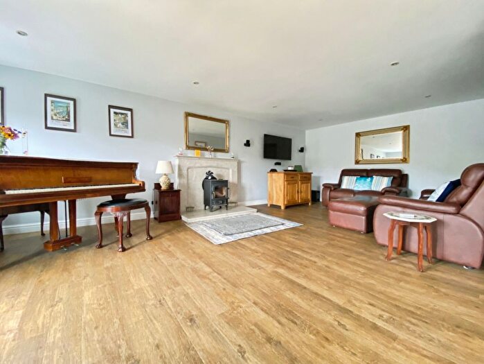 4 Bedroom Detached House For Sale In The Links, Pengersick Lane, Praa Sands, Penzance, TR20