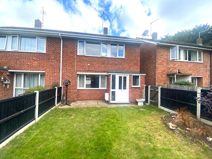 3 Bedroom Semi-Detached House To Rent In Blithewood Gardens, Sprowston, Norfolk, NR7