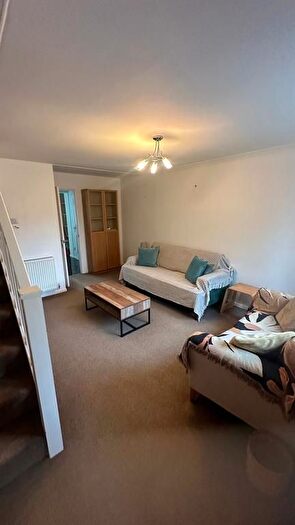 2 Bedroom End Of Terrace House To Rent In Hereford Way, Banbury, OX16