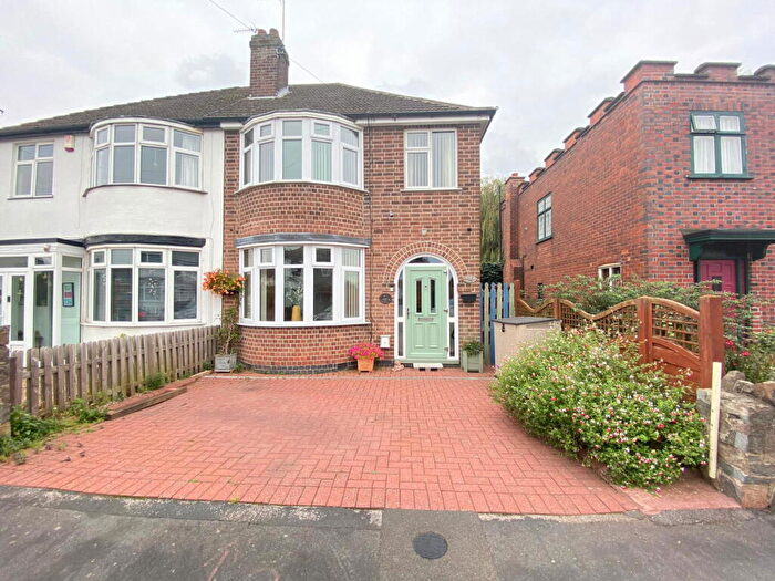 3 Bedroom Semi Detached House For Sale In Amy Street, Leicester, LE3