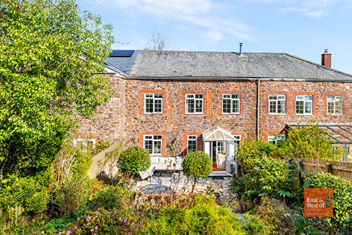 3 Bedroom Terraced House For Sale In Dunchideock, EX6