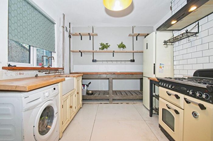 3 Bedroom End Of Terrace House For Sale In Pentre Beili Place, Lewistown, Bridgend, CF32
