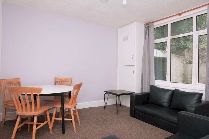 4 Bedroom Terraced House To Rent In Coombe Road, Brighton, BN2