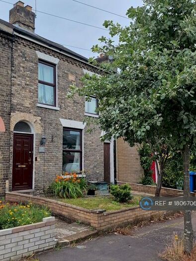 4 Bedroom Terraced House To Rent In Connaught Road, Norwich, NR2