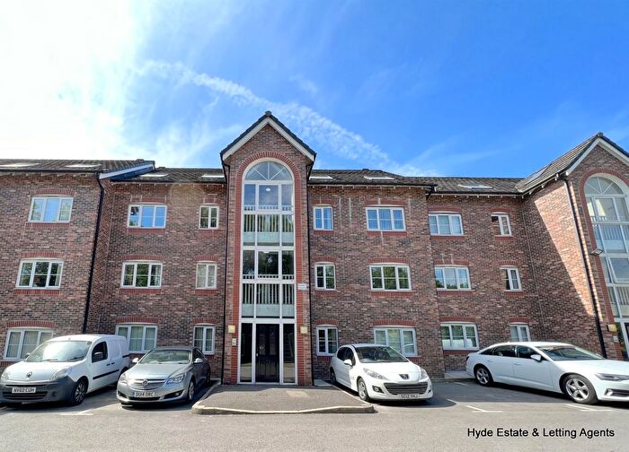 2 Bedroom Flat To Rent In Flat The Horizons, Moss Lane, BL6