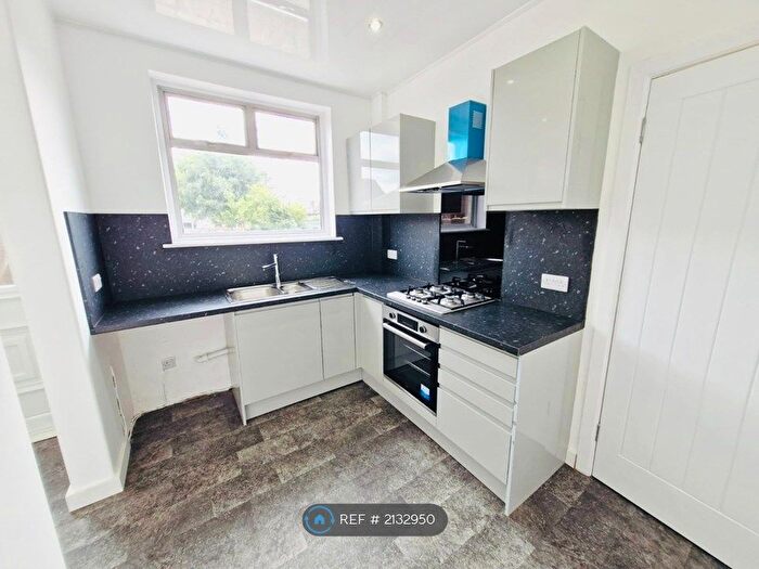 2 Bedroom Flat To Rent In Balfour Street, Alloa, FK10