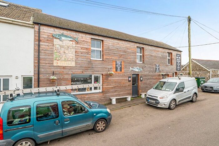 2 Bedroom Property For Sale In Sennen, Penzance, TR19