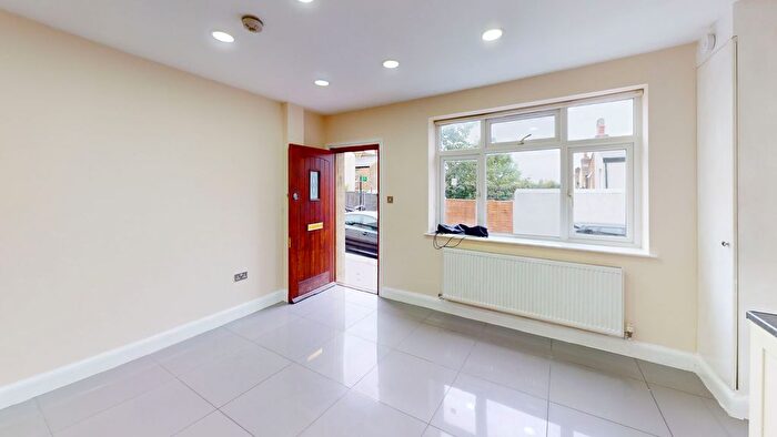 1 Bedroom Flat To Rent In Mersham Road, Thornton Heath, CR7