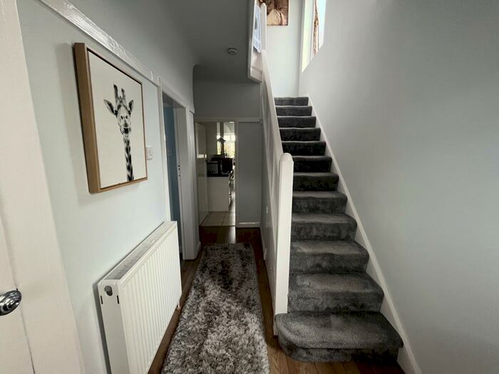 3 Bedroom House To Rent In Wayville Close, Liverpool, L18