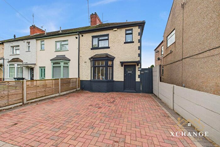 3 Bedroom End Of Terrace House For Sale In Bulkington Road, Bedworth, CV12