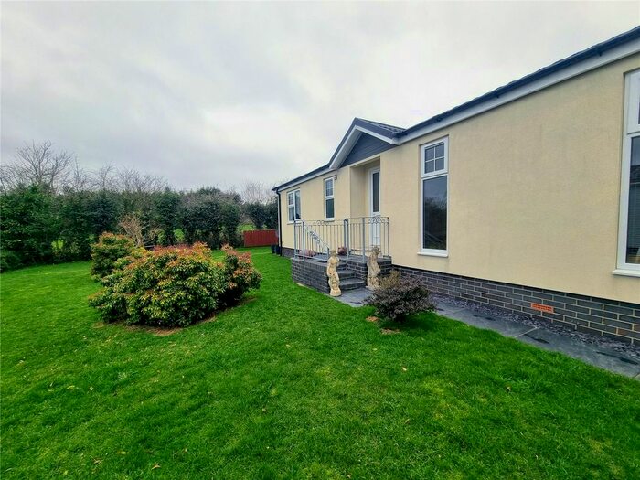 2 Bedroom Bungalow For Sale In Scamford Park, Camrose, Haverfordwest, SA62