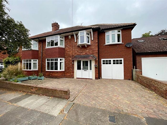 4 Bedroom Semi-Detached House For Sale In Woodvale Road, Darlington, DL3