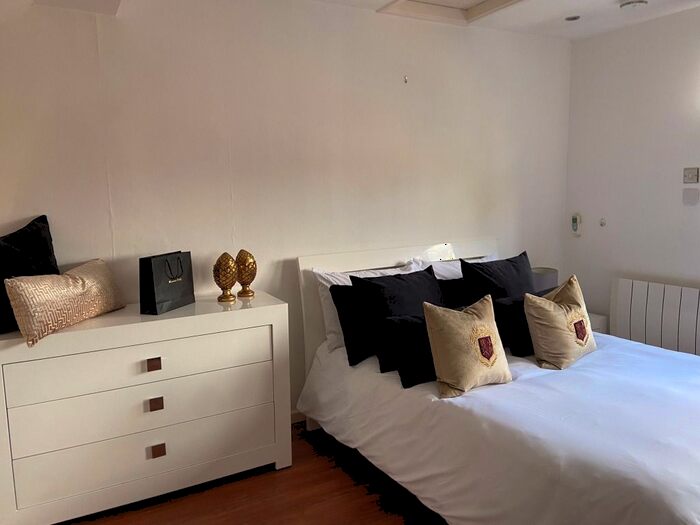 1 Bedroom Terraced House To Rent In Maybole Crescent, Newton Mearns