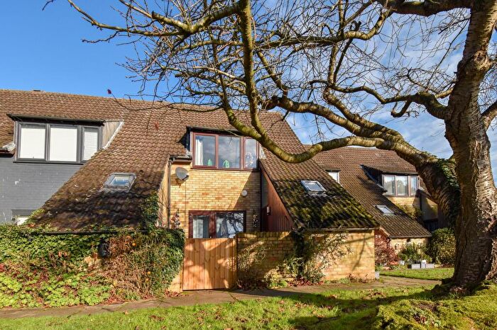 3 Bedroom Terraced House For Sale In Lower Green, Tewin, AL6