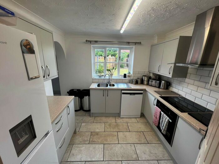 4 Bedroom House To Rent In Hills Road, Saham Hills, Thetford, IP25