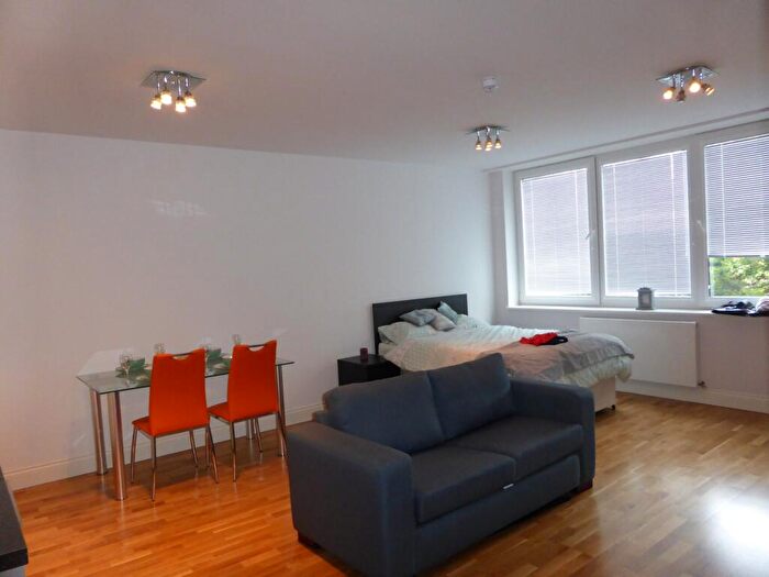 Studio To Rent In Exeter Road, Newmarket, CB8